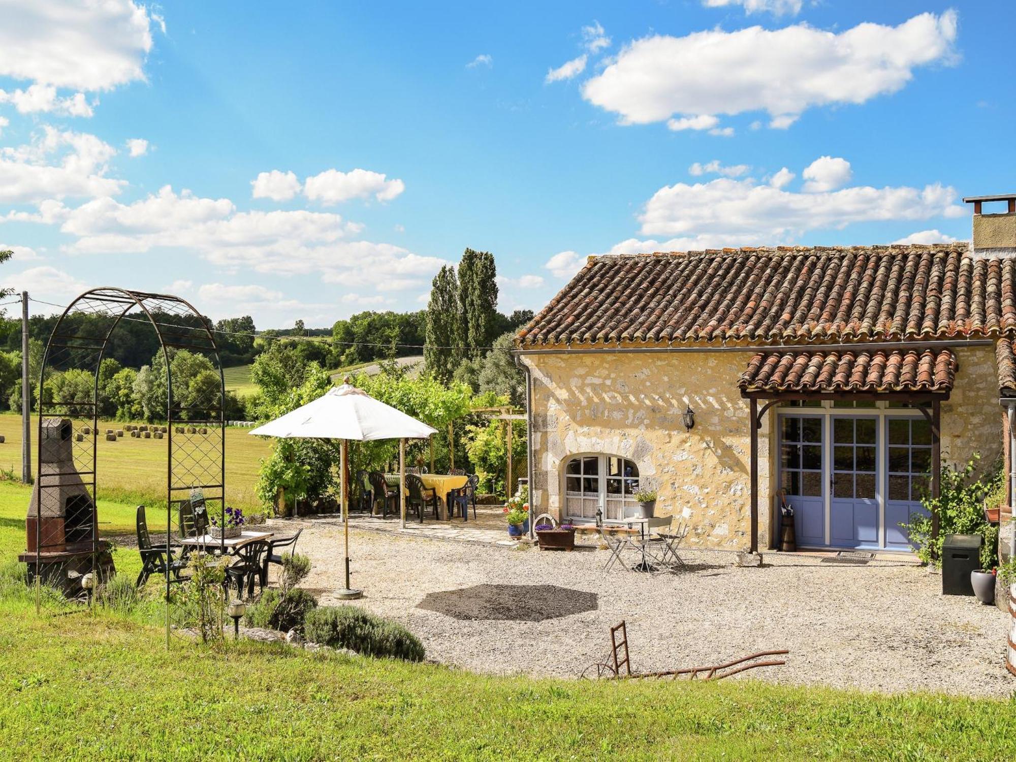 Snug Cottage In Saint Eutrope De Born With Pool Exterior foto